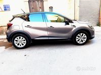 Usata Renault Captur Intens 101 CV (74 kW) 2021 Bianco SUV