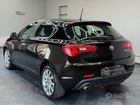 Usata Alfa Romeo Giulietta Distinctive 120 CV (88 kW) 2016 Nero Utilitaria
