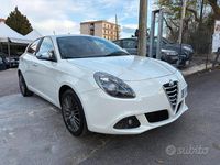 Usata Alfa Romeo Giulietta Exclusive 150 CV (110 kW) 2014 Bianco Utilitaria