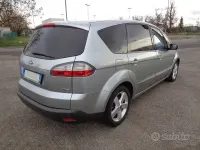 Usata Ford S-MAX Titanium 131 CV (96 kW) 2008 Grigio Monovolume