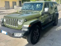 Usata Jeep Wrangler Unlimited Overland 272 CV (200 kW) 2022 Verde SUV