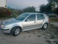 Usata VW Golf IV 105 CV (77 kW) 2001 Berlina