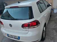 Usata VW Golf VI 105 CV (77 kW) 2010 Bianco Utilitaria