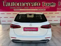 Begagnad Mercedes B180 Business 116 HK (85 kW) 2020 Vit Minibuss