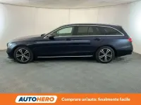 Usata Mercedes E200 160 CV (117 kW) 2019 Blu/azzurro Station wagon