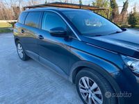 Usata Peugeot 5008 Business-Line 120 CV (88 kW) 2018 Blu Monovolume