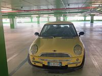 Usata Mini One D 75 CV (55 kW) 2003 Giallo Utilitaria