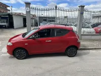 Usata Lancia Ypsilon 69 CV (50 kW) 2020 Rosso Utilitaria