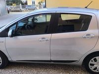 Usata Toyota Yaris Hybrid Active 73 CV (53 kW) 2019 Berlina