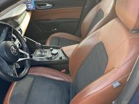 Usata Alfa Romeo Giulia 180 CV (132 kW) 2017 Blu Berlina