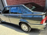 Usata Alfa Romeo 75 155 CV (114 kW) 1986 Verde Berlina