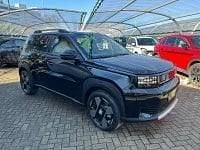 Nuova Fiat Grande Panda La Prima 110 CV (80 kW) 2025 Nero Utilitaria