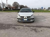 Usata Renault Clio II 98 CV (72 kW) 2002 Berlina