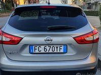 Usata Nissan Qashqai 131 CV (96 kW) 2016 Grigio SUV