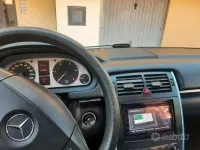 Usata Mercedes B180 2011 Bianco Utilitaria