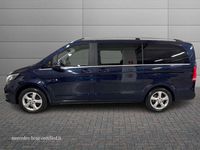 Usata Mercedes V250 Premium 190 CV (139 kW) 2017 Blu scuro metallizzato Monovolume