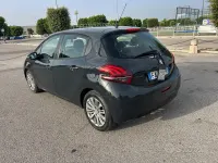 Usata Peugeot 208 Allure 75 CV (55 kW) 2016 Bluazzurro Utilitaria