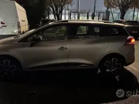 Usata Renault Clio Zen 90 CV (66 kW) 2019 Grigio Station wagon