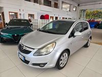 Usata Opel Corsa Edition 95 CV (69 kW) 2010 Argento Berlina