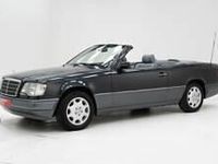 Usata Mercedes E220 150 CV (110 kW) 1994 Altri Cabrio