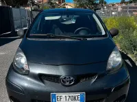 Usata Toyota Aygo 68 CV (50 kW) 2011 Grigio Utilitaria