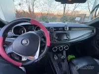 Usata Alfa Romeo Giulietta 109 CV (80 kW) 2016 Rosso Utilitaria