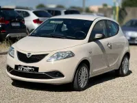 Usata Lancia Ypsilon 69 CV (50 kW) 2018 Beige Utilitaria