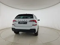 Nuova Skoda Kamiq 115 CV (84 kW) 2026 Bianco luna metallizzato nero tulipano p SUV