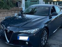 Usata Alfa Romeo Giulia Super 150 CV (110 kW) 2016 Blu Berlina