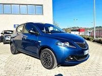 Usata Lancia Ypsilon Gold 70 CV (51 kW) 2024 Grigio Utilitaria
