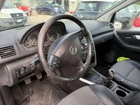 Usata Mercedes A180 Elegance 109 CV (80 kW) 2007 Argento Monovolume