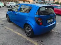 Usata Chevrolet Aveo 69 CV (50 kW) 2011 Bluazzurro Berlina