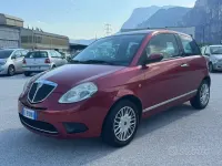 Usata Lancia Ypsilon 60 CV (44 kW) 2004 Rosso Utilitaria