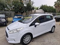 Usata Ford B-MAX Titanium 75 CV (55 kW) 2015 Bianco Monovolume