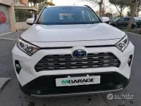 Usata Toyota RAV4 Hybrid Business Edition 178 CV (130 kW) 2021 Bianco SUV