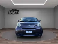 Usata Toyota iQ Sol 68 CV (50 kW) 2009 Grigio Utilitaria