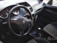Usata Peugeot 207 70 CV (51 kW) 2008 Nero Utilitaria