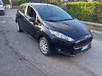 Usata Ford Fiesta 75 CV (55 kW) 2017 Nero Berlina