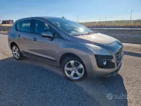 Usata Peugeot 3008 Premium 112 CV (82 kW) 2011 Grigio Station wagon