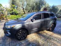Usata Ford Kuga ST-Line 150 CV (110 kW) 2017 Verde SUV