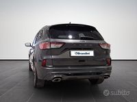 Usata Ford Kuga ST-Line 120 CV (88 kW) 2022 Nero SUV