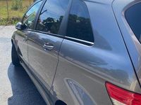 Usata Mercedes B180 2010 Grigio Monovolume