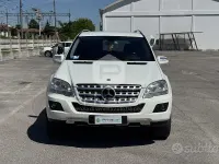Usata Mercedes ML350 Premium 211 CV (155 kW) 2010 Bianco SUV
