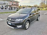 Usata Dacia Sandero Stepway 90 CV (66 kW) 2016 Nero Berlina