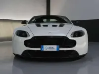 Usata Aston Martin Vantage 572 CV (420 kW) 2014 Bianco perla Coupé
