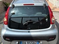 Usata Peugeot 107 68 CV (50 kW) 2006 Grigio Utilitaria