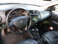 Begagnad Lancia Delta 120 HK (88 kW) 2014 Halvkombi