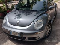 Usata VW New Beetle 102 CV (75 kW) 2010 Grigio Utilitaria