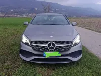 Usata Mercedes A180 Premium 109 CV (80 kW) 2017 Grigio Utilitaria