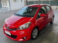 usata Toyota Yaris 5p 1.0